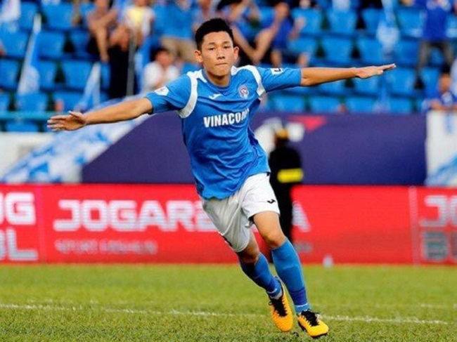 tuyen viet nam chot danh sach 29 cau thu sang uae 02
