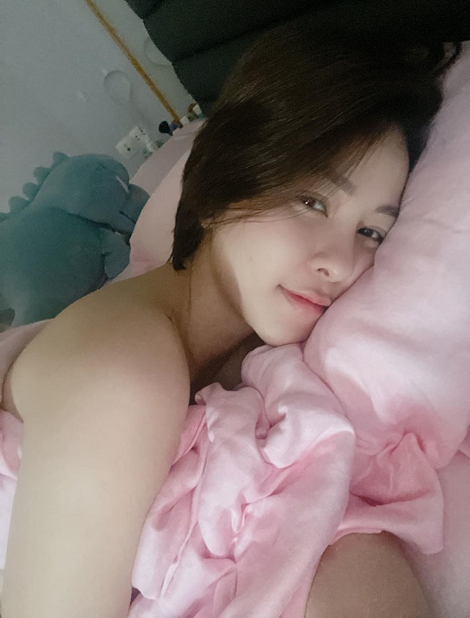 tram anh dang anh goi cam tren giuong thong bao dang cam thay manh liet ben tinh yeu moi 01 tram anh dang anh goi cam tren giuong thong bao dang cam thay manh liet ben tinh yeu moi 01