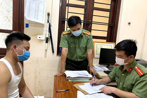 phat 10 trieu dong 2 truong hop tung tin vai thieu bi ep gia con 2000 dong kg 01 phat 10 trieu dong 2 truong hop tung tin vai thieu bi ep gia con 2000 dong kg 01