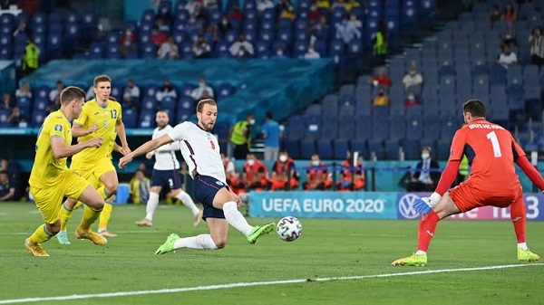 ket qua euro 2020 ngay 4 7 anh pho dien suc manh dan mach lan dau vao ban ket sau 29 nam 01