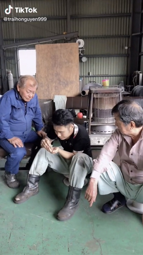 ong chu nguoi nhat cuop luon au che do den kieu viet vi qua ngon 04 ong chu nguoi nhat cuop luon au che do den kieu viet vi qua ngon 04