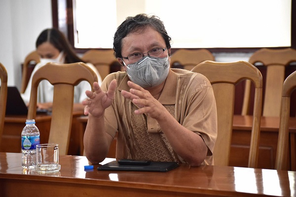 bi thu thanh uy tp hcm tham van cac chuyen gia dich te de dap dich covid 19 02 bi thu thanh uy tp hcm tham van cac chuyen gia dich te de dap dich covid 19 02