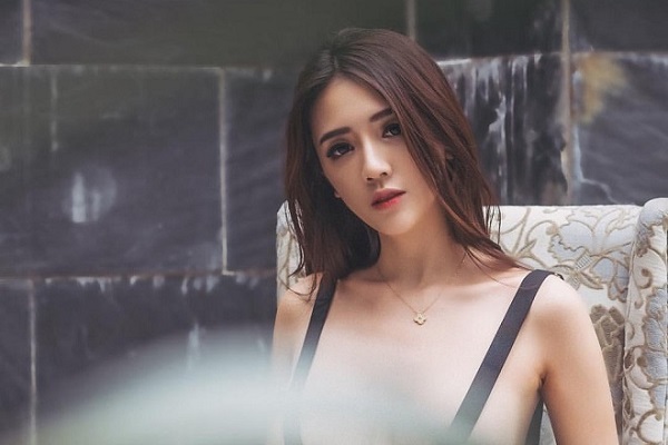 sieu mau noi y xu dai vuong tin don ban dam nghin do bat ngo tai xuat sau 2 nam o an khien khan gia phan no 01 sieu mau noi y xu dai vuong tin don ban dam nghin do bat ngo tai xuat sau 2 nam o an khien khan gia phan no 01