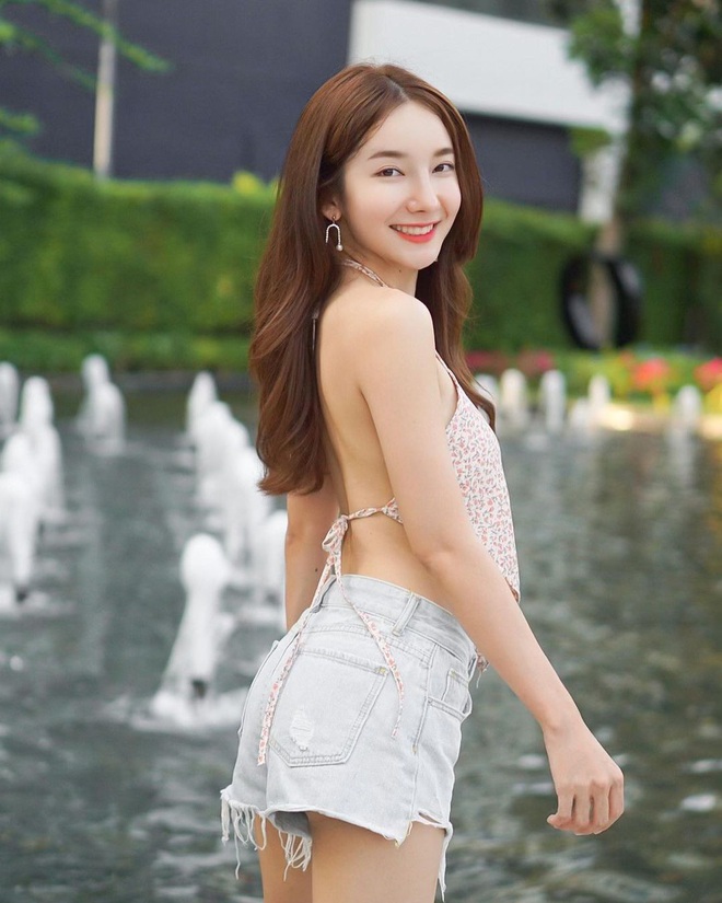 hot girl xu chua vang so huu ve dep thanh thuan nhung lai vo cung nong bong giup nguoi ngam xua tan u phien 03 hot girl xu chua vang so huu ve dep thanh thuan nhung lai vo cung nong bong giup nguoi ngam xua tan u phien 03
