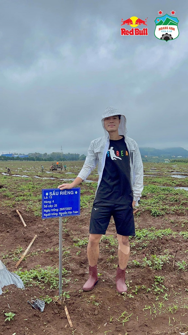 cac ngoi sao hagl phan khoi voi bai tap dac biet trong sau rieng 09 cac ngoi sao hagl phan khoi voi bai tap dac biet trong sau rieng 09
