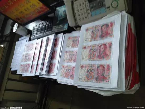 doi vo chong rong ra 3 thang troi ngoi xep hinh gan 500 trieu tien mat bi bo cat vun 02 doi vo chong rong ra 3 thang troi ngoi xep hinh gan 500 trieu tien mat bi bo cat vun 02