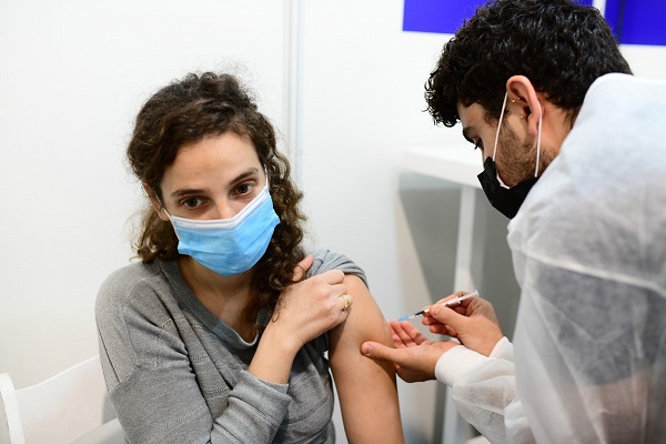 israel len ke hoach tiem mui vaccine ngua covid 19 thu 4 truoc lo ngai bien the moi 01 israel len ke hoach tiem mui vaccine ngua covid 19 thu 4 truoc lo ngai bien the moi 01