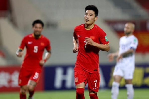 doi tuyen trung quoc doc toan luc chuan bi cho tran dau voi viet nam 01