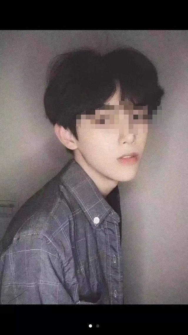 bi ban trai hot boy 6 mui tren mang lua hon 250 trieu dong co gai nga ngua khi thay dung mao that 01 bi ban trai hot boy 6 mui tren mang lua hon 250 trieu dong co gai nga ngua khi thay dung mao that 01