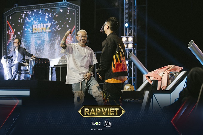 hlv wowy tim duoc nu thi sinh dau tien cho team sau 2 mua rap viet binz mang ve dai tuong rap mien tay 03 hlv wowy tim duoc nu thi sinh dau tien cho team sau 2 mua rap viet binz mang ve dai tuong rap mien tay 03