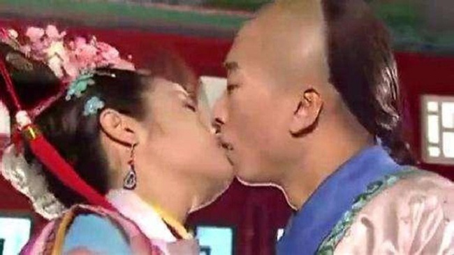 cuoc song cua nhi khang chau kiet sau gan 20 nam bi tay chay boi scandal cuong hon lam tam nhu 03 cuoc song cua nhi khang chau kiet sau gan 20 nam bi tay chay boi scandal cuong hon lam tam nhu 03
