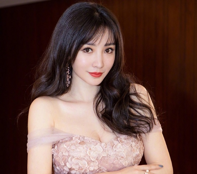 nguoi dep bi xa lanh vi ngoai hinh qua nong bong va hanh trinh chuc nam thoat mac sieu vong 1 10 nguoi dep bi xa lanh vi ngoai hinh qua nong bong va hanh trinh chuc nam thoat mac sieu vong 1 10