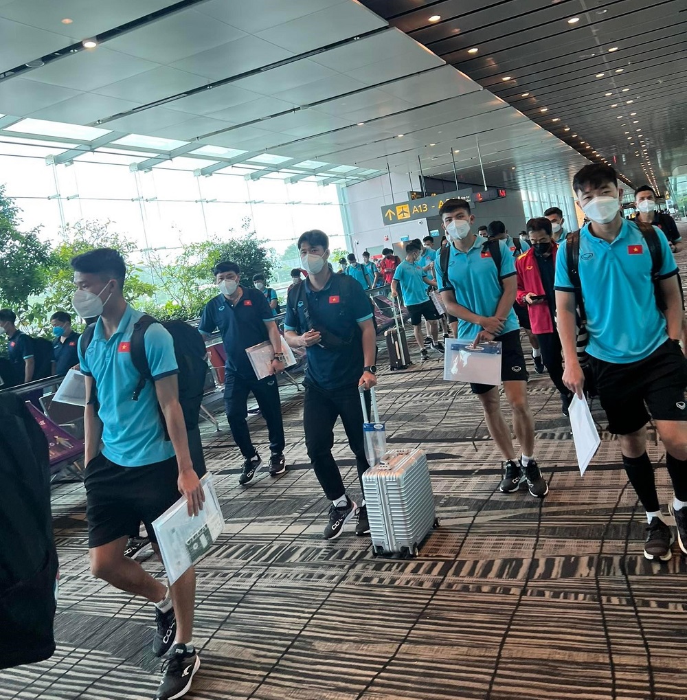 aff cup 2020 doi tuyen viet nam dat chan xuong singapore san sang hanh trinh bao ve ngai vang dong nam a 04 aff cup 2020 doi tuyen viet nam dat chan xuong singapore san sang hanh trinh bao ve ngai vang dong nam a 04