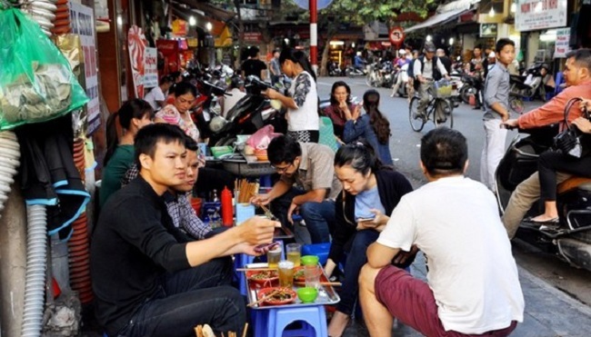 ha noi cho phep quan hoan kiem kinh doanh ban hang an uong tren he pho 01 ha noi cho phep quan hoan kiem kinh doanh ban hang an uong tren he pho 01