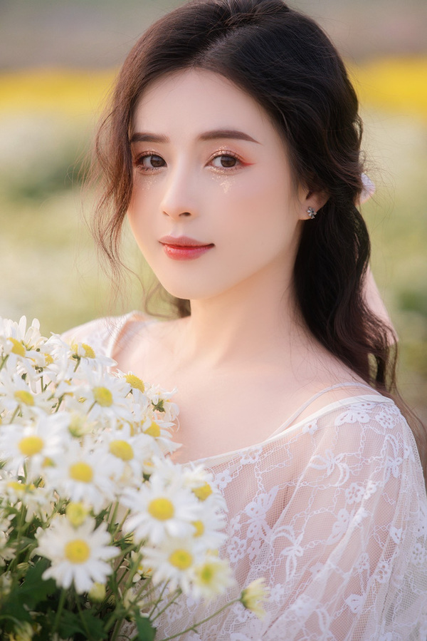 nu streamer xinh dep bac nhat cua lang game viet tung bi dai gia bo hang tram trieu ga gam 02 nu streamer xinh dep bac nhat cua lang game viet tung bi dai gia bo hang tram trieu ga gam 02