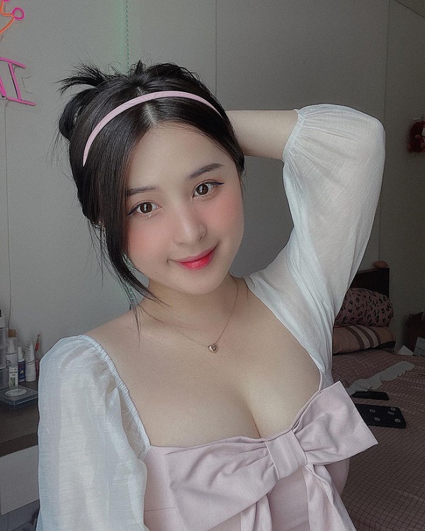 nu streamer xinh dep bac nhat cua lang game viet tung bi dai gia bo hang tram trieu ga gam 07 nu streamer xinh dep bac nhat cua lang game viet tung bi dai gia bo hang tram trieu ga gam 07