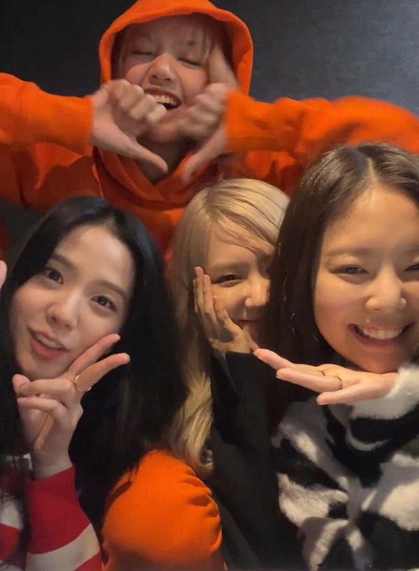 thai do bat ngo cua lisa blackpink khi duoc fan hoi ve canh hon cua jisoo trong snowdrop 02 thai do bat ngo cua lisa blackpink khi duoc fan hoi ve canh hon cua jisoo trong snowdrop 02