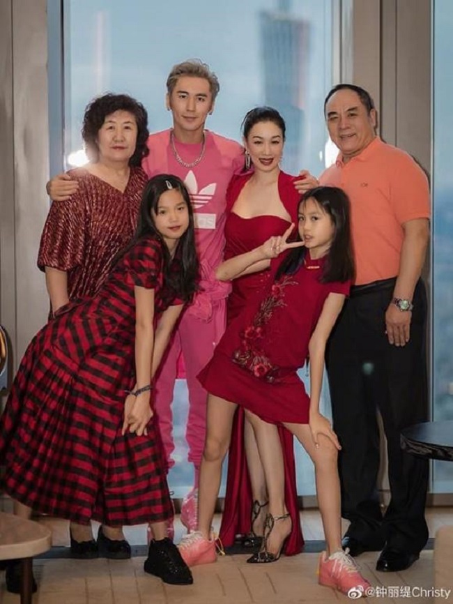 nguoi dep goc viet chung le de nghi mang thai lan thu 4 o tuoi 51 03 nguoi dep goc viet chung le de nghi mang thai lan thu 4 o tuoi 51 03