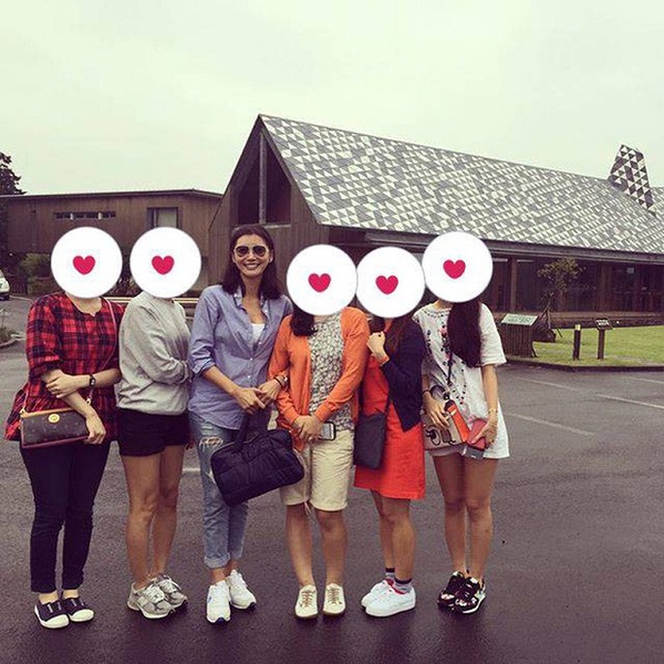 hoa hau tai tieng nhat xu han xinh dep gioi giang nhung truy lac qua dem cung luc voi 7 dan ong 04 hoa hau tai tieng nhat xu han xinh dep gioi giang nhung truy lac qua dem cung luc voi 7 dan ong 04