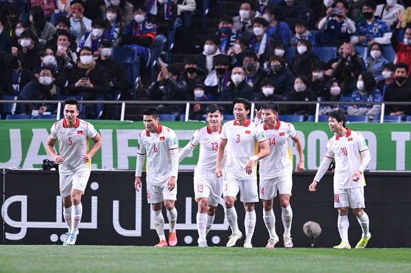 du luan chau a het loi khen ngoi dt viet nam cam hoa nhat ban 01