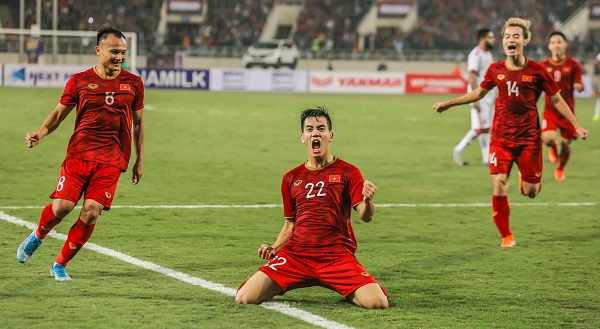 goi hung dung hoang duc tien linh da sea games 31 cai ly cua ong park 03 goi hung dung hoang duc tien linh da sea games 31 cai ly cua ong park 03