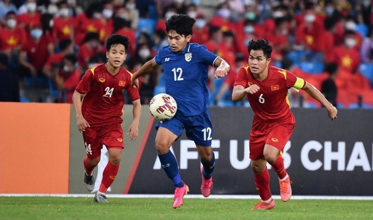 bao trung quoc hlv polking se giup u23 thai lan danh bai u23 viet nam o sea games 31 01