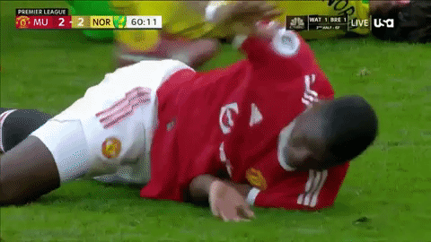 pogba phat dien vi bi harry maguire da rach dau 01 pogba phat dien vi bi harry maguire da rach dau 01