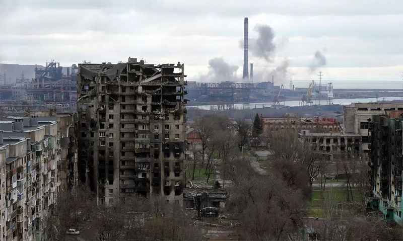 nga san sang ngung ban o nha may azovstal bat cu luc nao binh linh ukraine giuong co trang 01