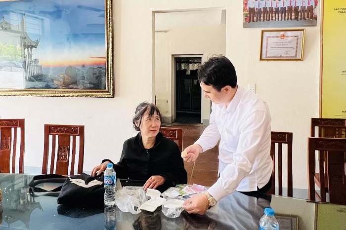 nguoi phu nu bi roi xuong vuc 7 ngay o yen tu phai an la cay cam cu qua ngay 02 nguoi phu nu bi roi xuong vuc 7 ngay o yen tu phai an la cay cam cu qua ngay 02