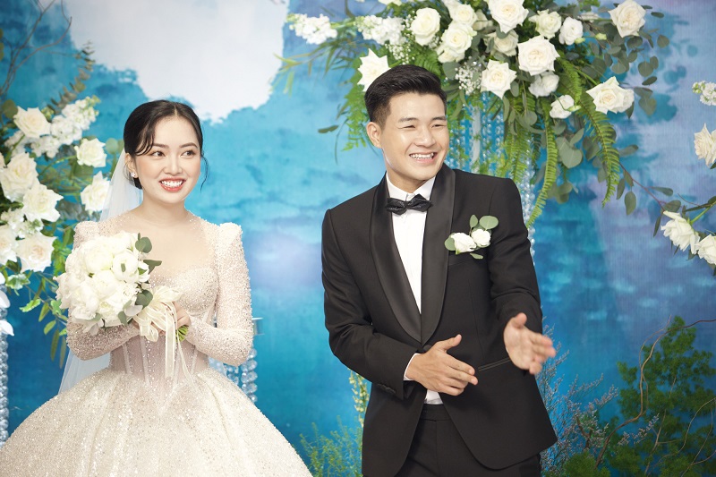 dan sao tuyen viet nam banh bao do bo dam cuoi ha duc chinh 01 dan sao tuyen viet nam banh bao do bo dam cuoi ha duc chinh 01