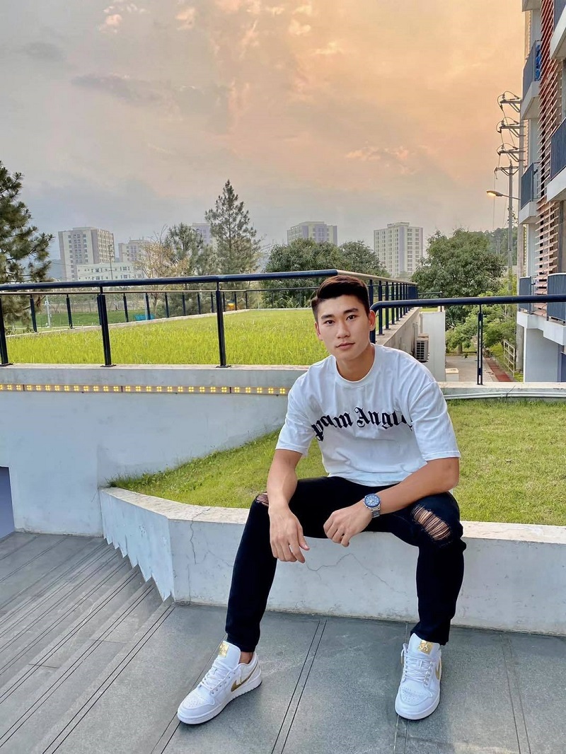 chan dung ban gai xinh dep cua nguoi hung giup u23 viet nam gianh hcv sea games 31 02 chan dung ban gai xinh dep cua nguoi hung giup u23 viet nam gianh hcv sea games 31 02