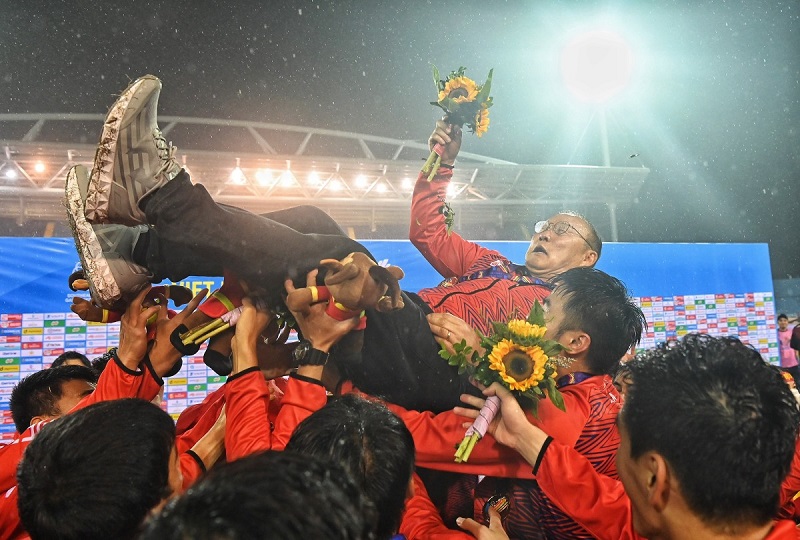 co dong vien dong nam a het loi khen ngoi hlv park hang seo 01