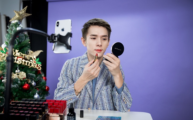sau nu hoang livestream vi a den luot ong hoang son moi trung quoc bay mau 01 sau nu hoang livestream vi a den luot ong hoang son moi trung quoc bay mau 01