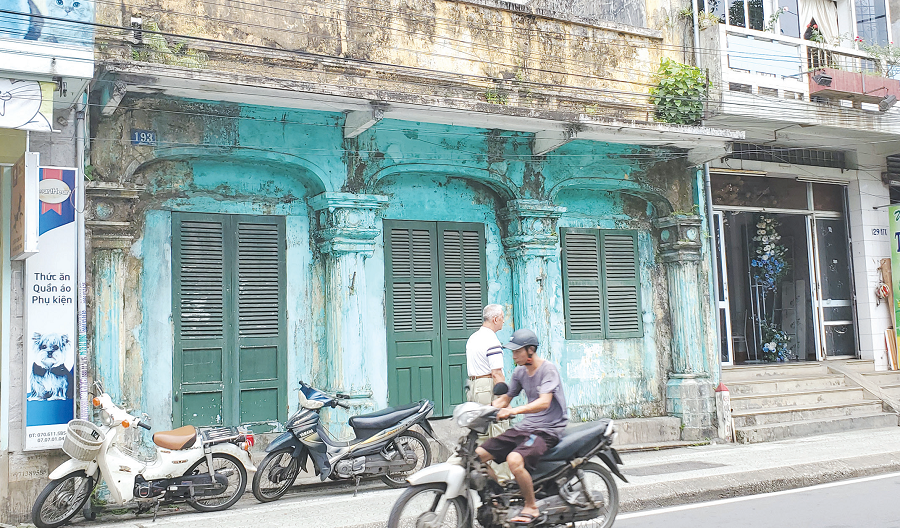 so phan ngoi nha tung la tru so to bao quoc ngu dau tien o mien trung 01