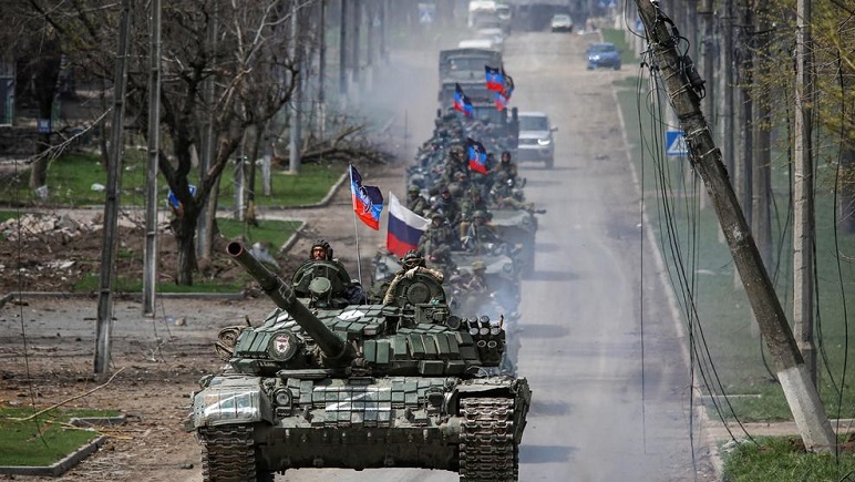 nga tuyen bo kiem soat hoan toan thanh pho lon cuoi cung o vung donbass 011