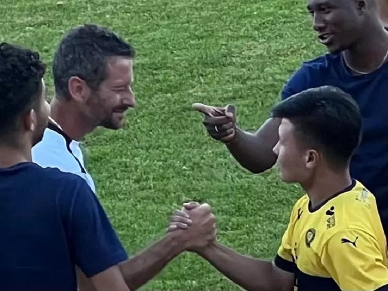 hlv pau fc toi rat hai long ve quang hai 01 hlv pau fc toi rat hai long ve quang hai 01