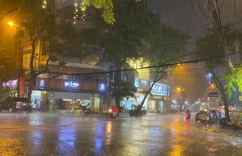 tin tuc du bao thoi tiet hom nay 18 8 2022 ha noi chieu toi co mua rao va dong vai noi 01