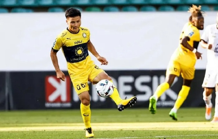quang hai chi duoc choi 5 phut pau fc hoa doi dau bang 01 quang hai chi duoc choi 5 phut pau fc hoa doi dau bang 01