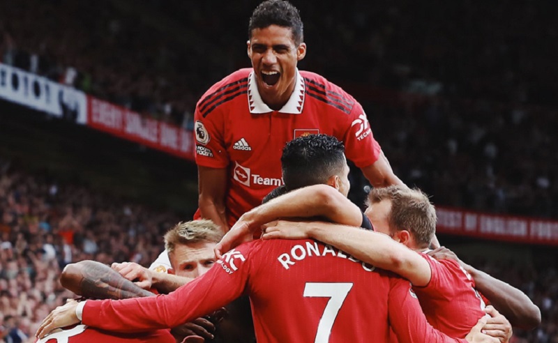 thang thuyet phuc arsenal mu tiep da hoi sinh 04