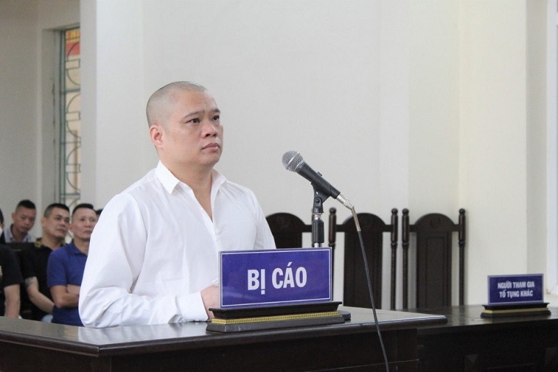 tai xe xe mercedes gay tai nan lien hoan o quang ninh linh 3 nam tu giam 01