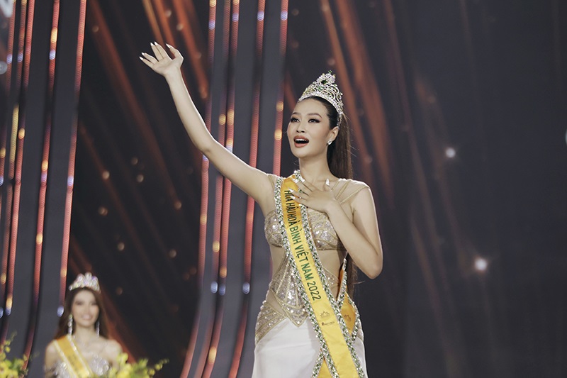 hoa hau hoa binh viet nam 2022 doanthien an tung bi miet thi ngoai hinh vi nang 75 kg 06 hoa hau hoa binh viet nam 2022 doanthien an tung bi miet thi ngoai hinh vi nang 75 kg 06