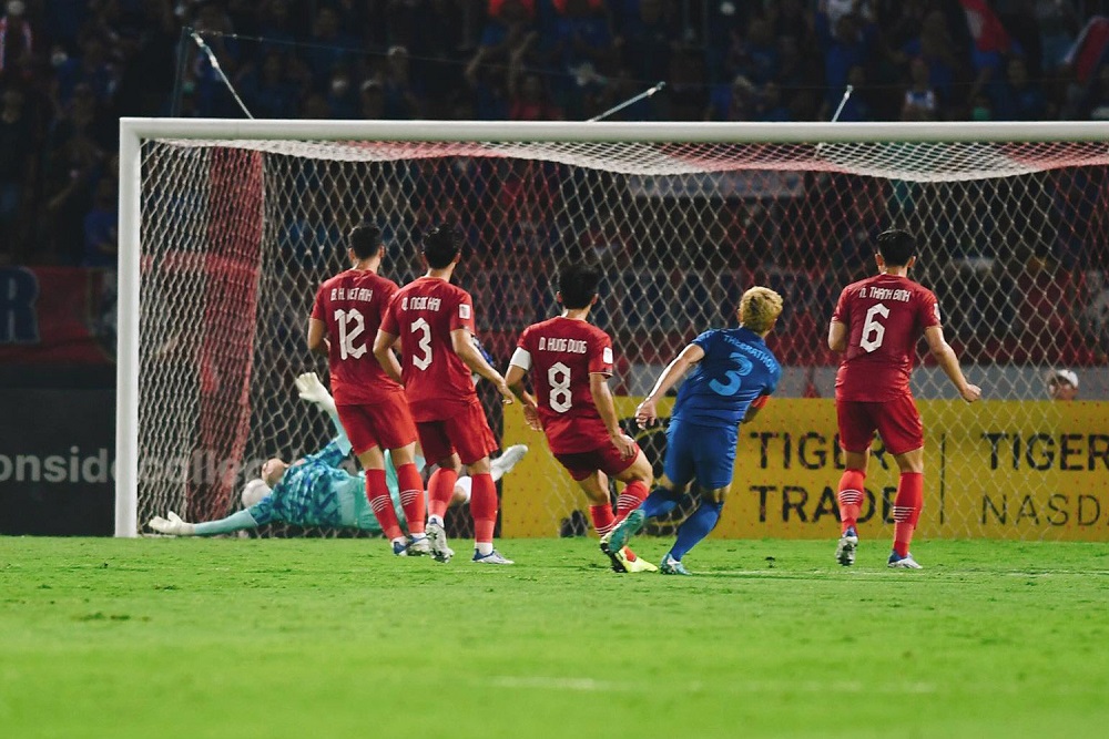ket qua aff cup 2022 thai lan vs viet nam man chia tay buon cua ong park 03