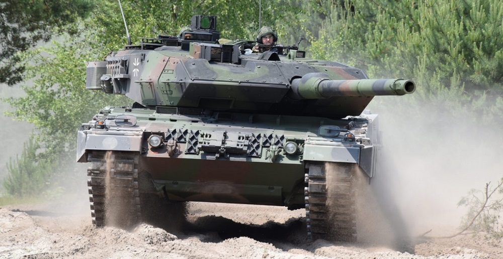 chau au chia re vi huan luyen ukraine van hanh xe tang leopard 2 01 chau au chia re vi huan luyen ukraine van hanh xe tang leopard 2 01