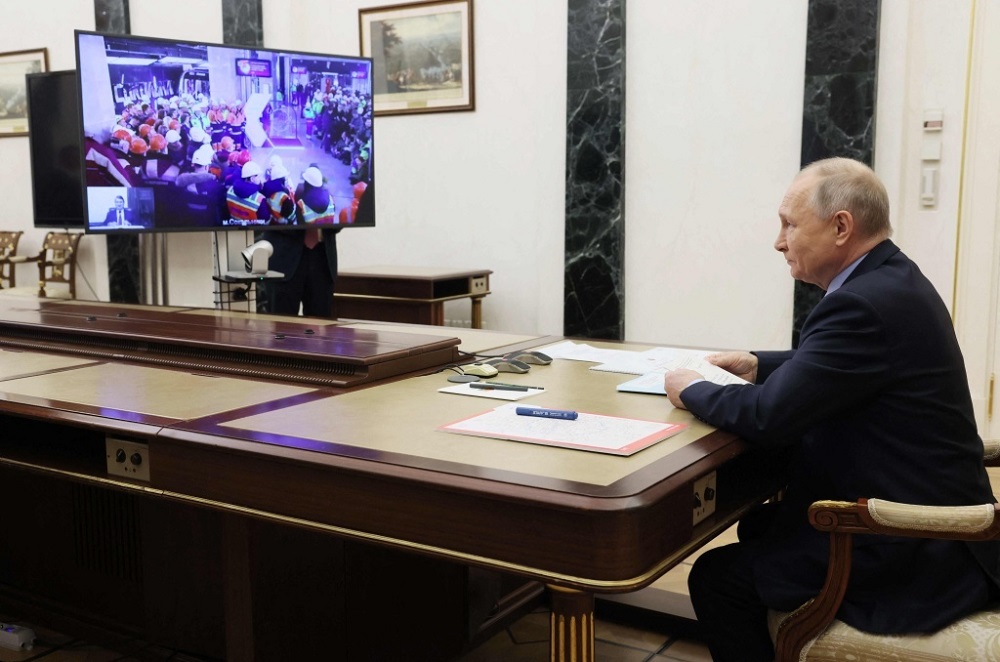 ong putin khai truong tuyen vanh dai tau dien ngam dai nhat the gioi o moscow 02 ong putin khai truong tuyen vanh dai tau dien ngam dai nhat the gioi o moscow 02