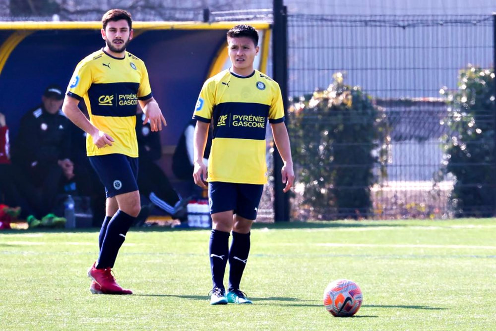 huynh nhu khong the giup lank fc thoat thua quang hai lai phai du bi ca tran 02 huynh nhu khong the giup lank fc thoat thua quang hai lai phai du bi ca tran 02