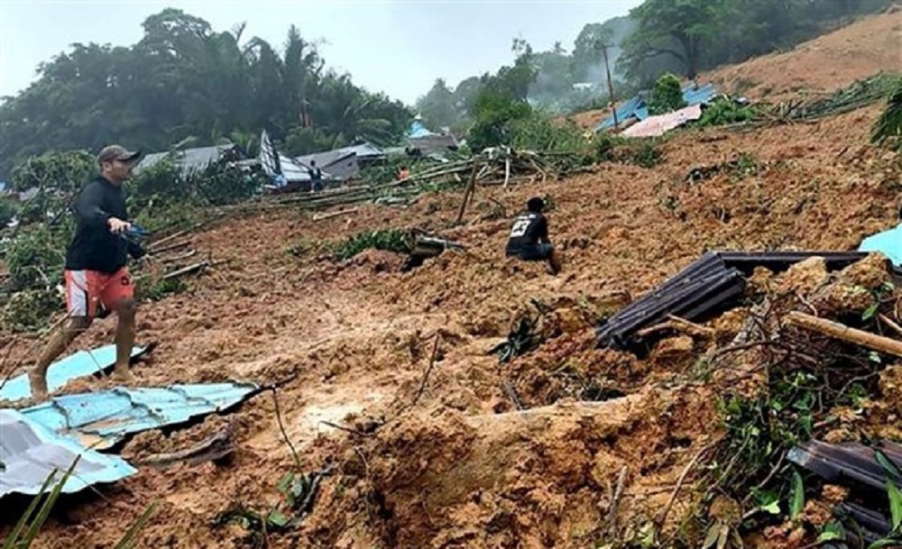 tham hoa lo dat o indonesia so nan nhan thiet mang tang len hon 40 nguoi 01