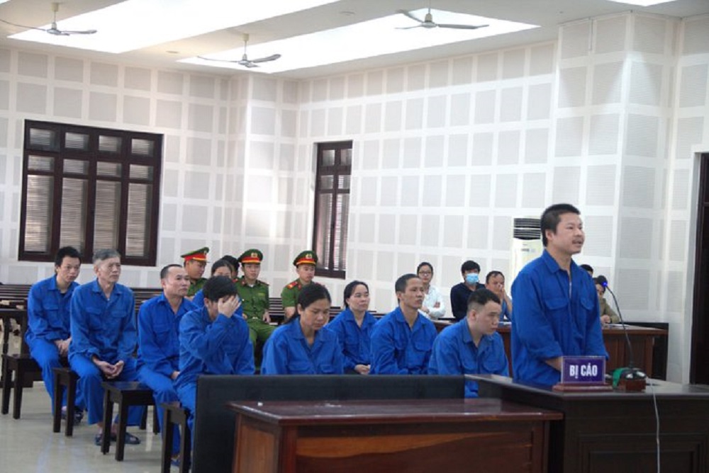 25 nam tu cho cuu cong an cam dau duong day trao so do chiem doat hon 6 ty dong 01 25 nam tu cho cuu cong an cam dau duong day trao so do chiem doat hon 6 ty dong 01