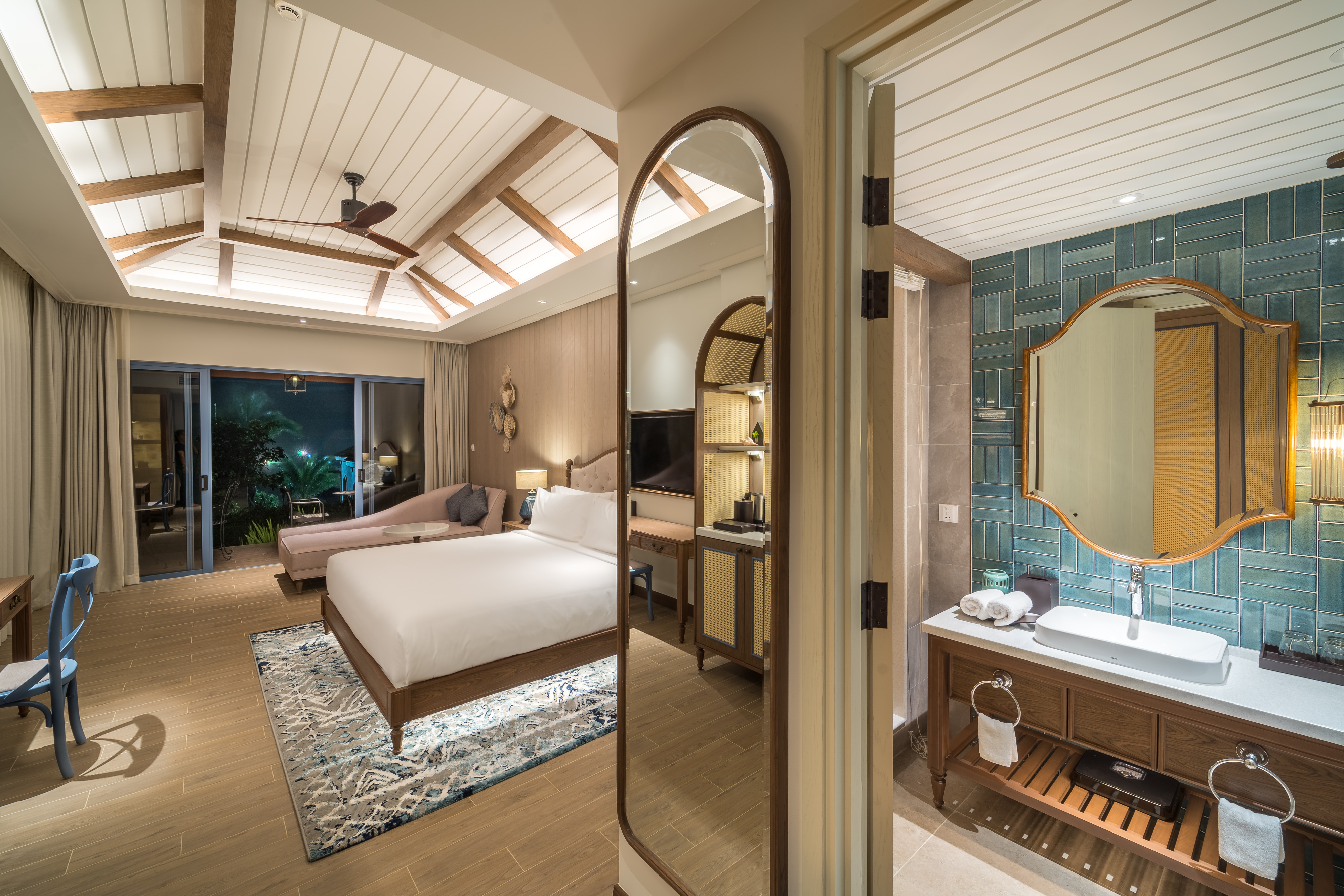 cac hang phong sang trong tai centara mirage resort mui ne cac hang phong sang trong tai centara mirage resort mui ne
