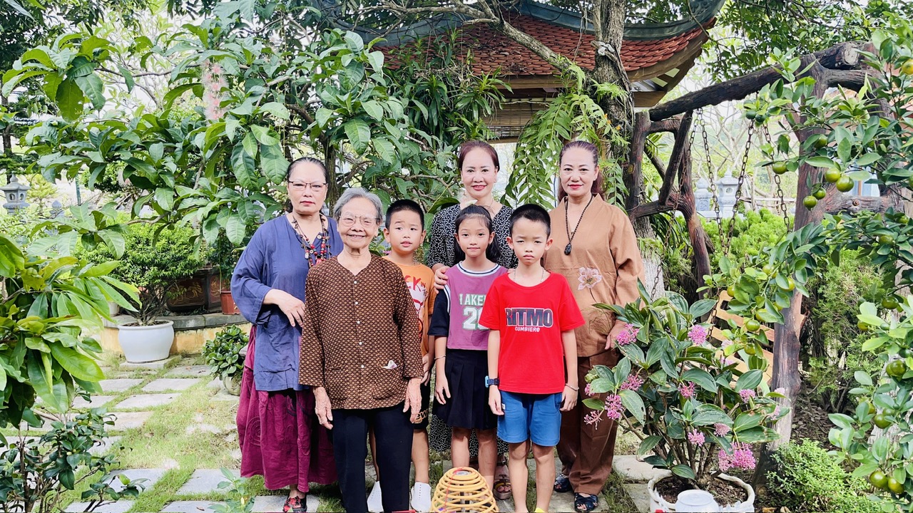 le vu lan bao hieu nhieu nguoi lua chon cung qua video call vi dia ly xa xoi1 le vu lan bao hieu nhieu nguoi lua chon cung qua video call vi dia ly xa xoi1