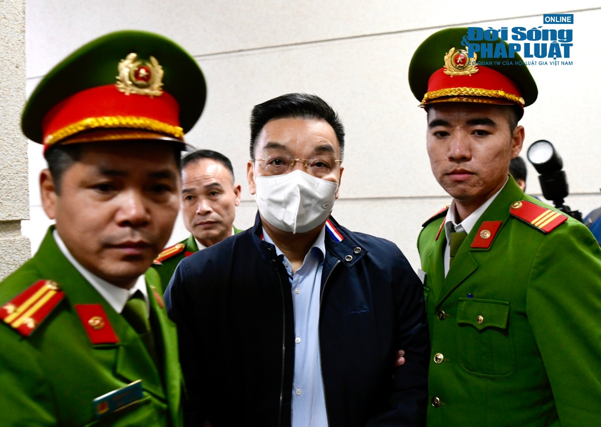 chu ngoc anh dau xot khi chua tra lai quatet cua phan quoc viet